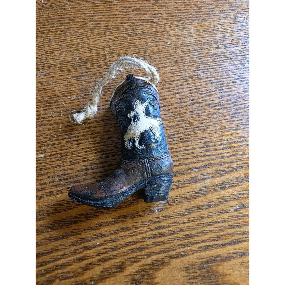 Christmas Shoppe Resin‎ Cowboy Boots Tree Ornament
